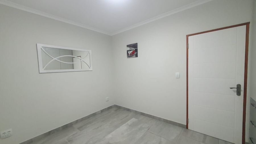 3 Bedroom Property for Sale in Brandhuis Western Cape